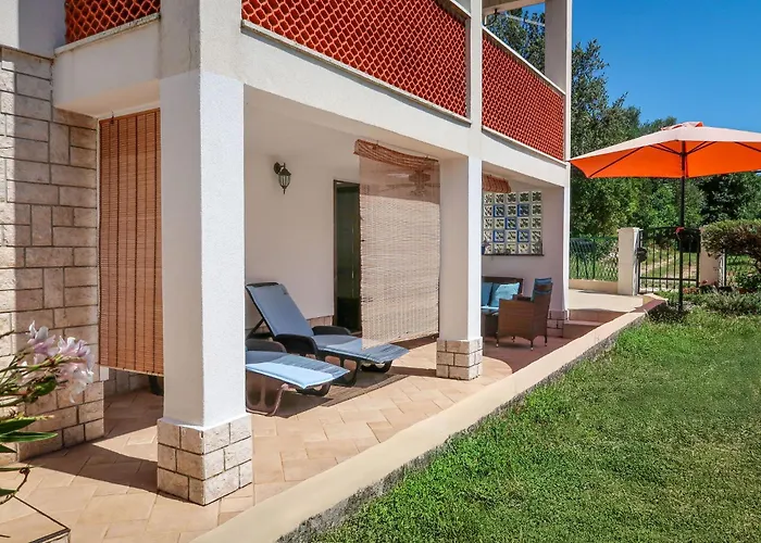 Appartement Dina By Interhome